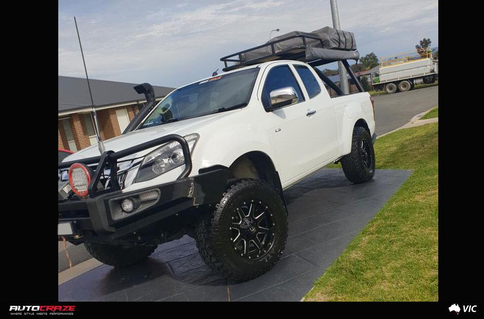 ISUZU DMAX MAVERICK GLOSS BLACK MILLED ACCENTS